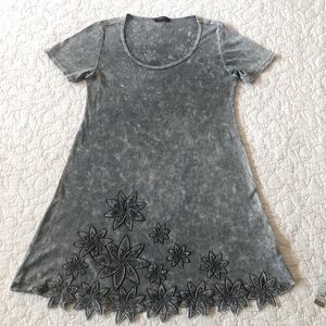 T Party Fashion Gray Asymmetrical Embellished Tunic Distressed Tee Shirt Size L